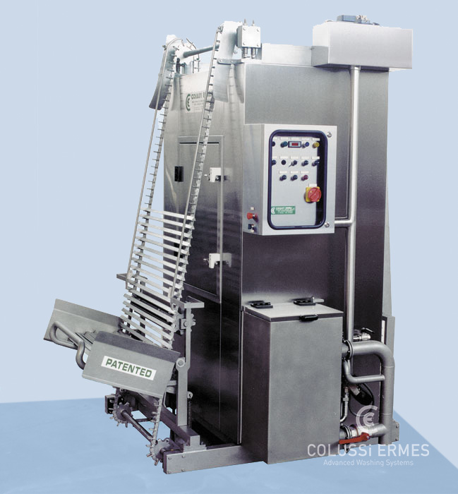 equipment washer for hanging rods or sticks of food products
